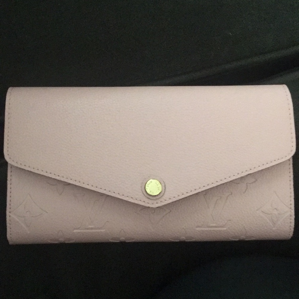 Louis Vuitton Sarah Wallet